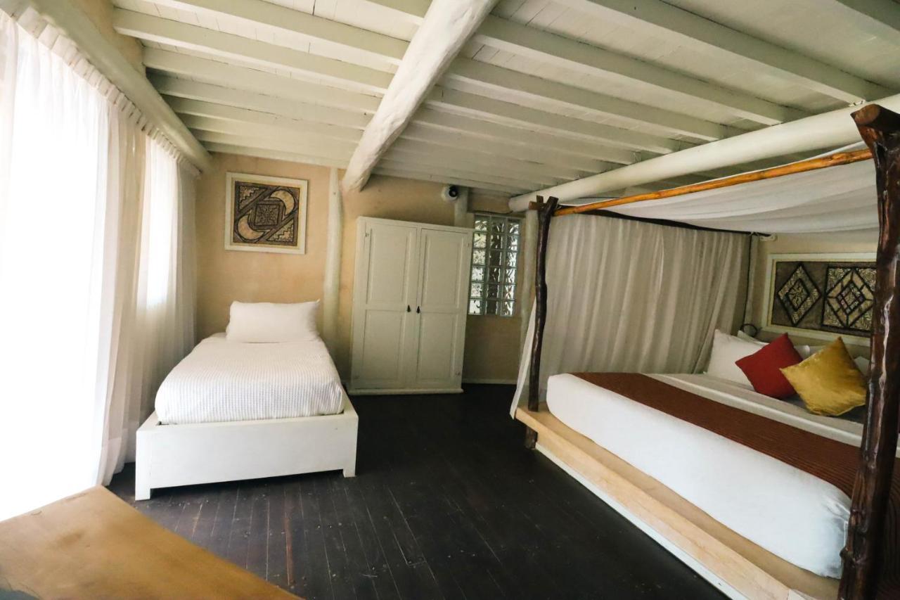 Villa Las Estrellas Tulum - Located At The Party Zone ภายนอก รูปภาพ