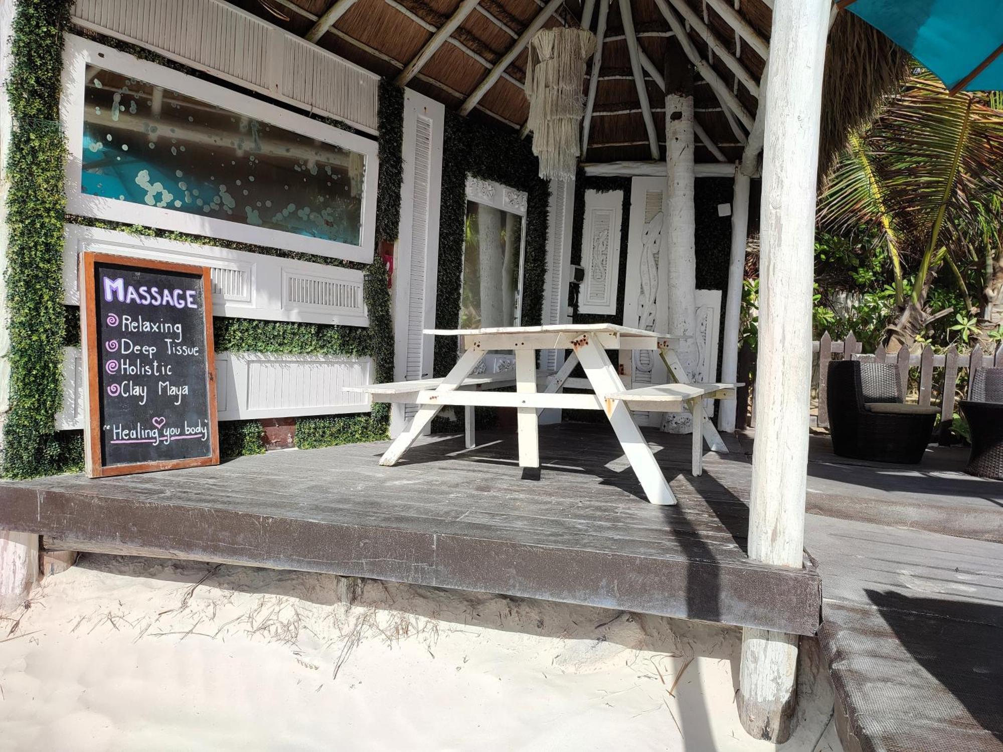 Villa Las Estrellas Tulum - Located At The Party Zone ภายนอก รูปภาพ
